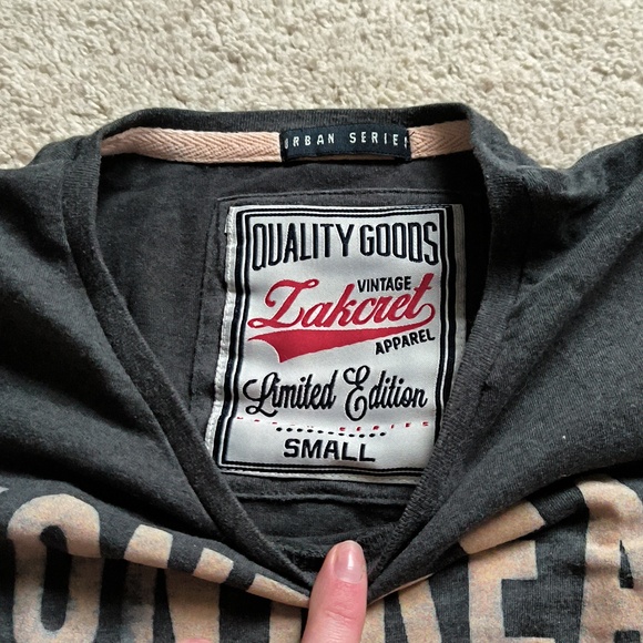 Zackret Sports Limited Edition Graphic T-shirt - Picture 2 of 4